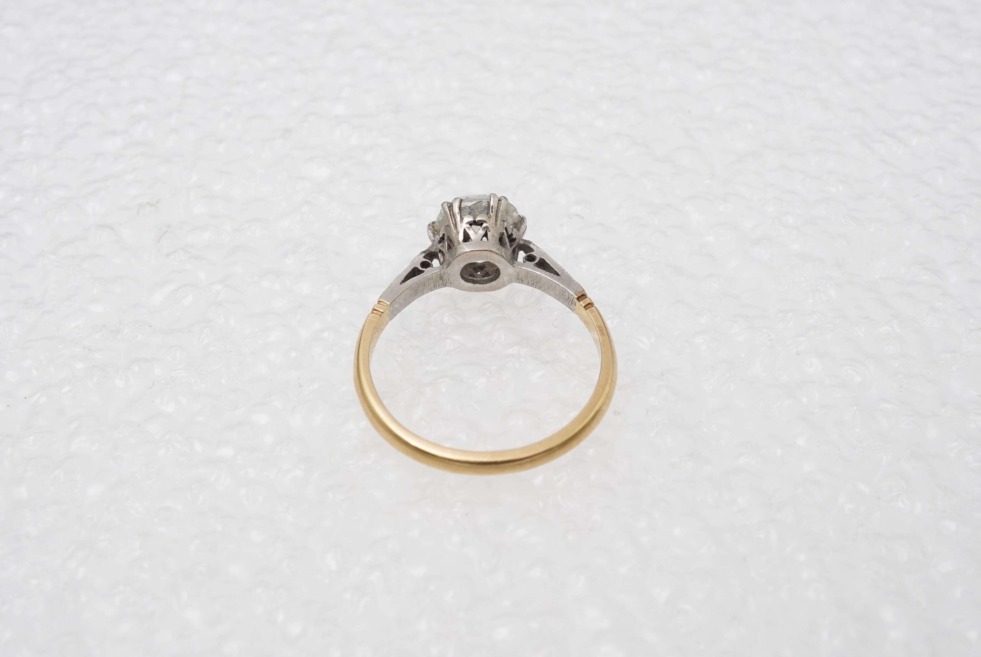 A solitaire diamond ring, early 20th century